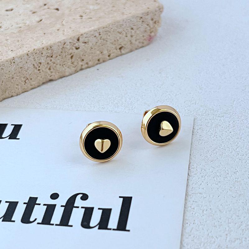 Fashion Light Luxury Leather Inlaid Metal Heart Stud Earrings & Necklace Set