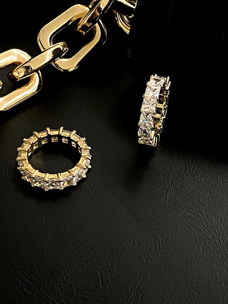 Macier Square Prong Setting Ring (Gold)