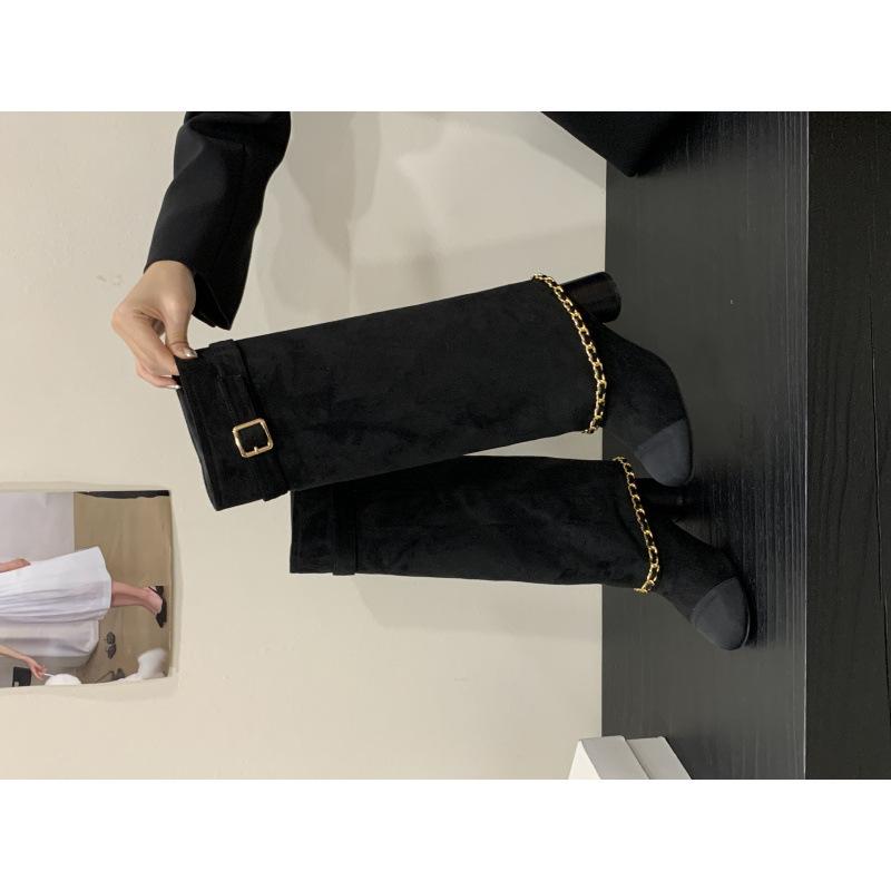 In the Autumn of 2025, the New Retro Thick High-heeled Small Fragrant Style Shows Thin Tall and Simple Boots for Women