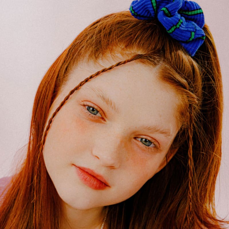 Mellotory Striped Knit Scrunchie (blue)