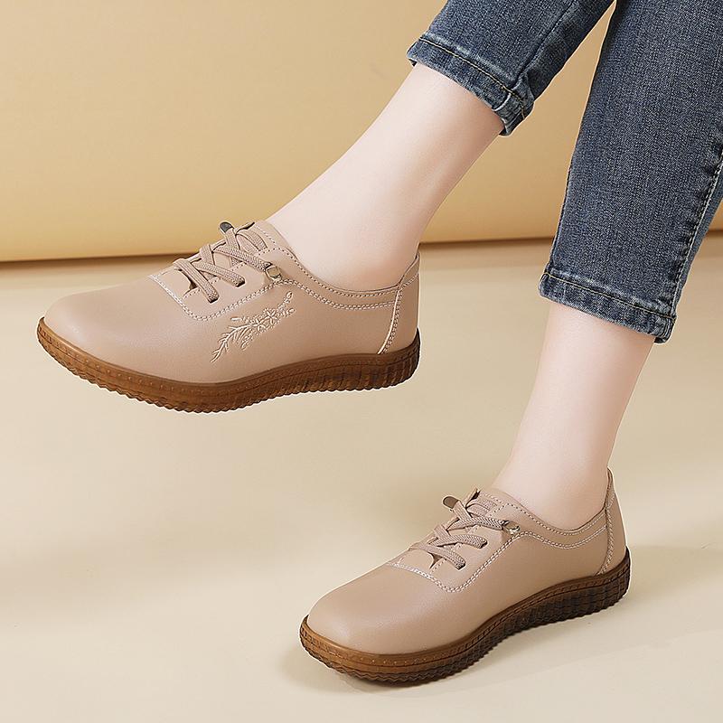 Women Soft Loafers Casual Elegant Summer Sneakers Breathable Embroidery Leather Moccasins Shoes Plus Size