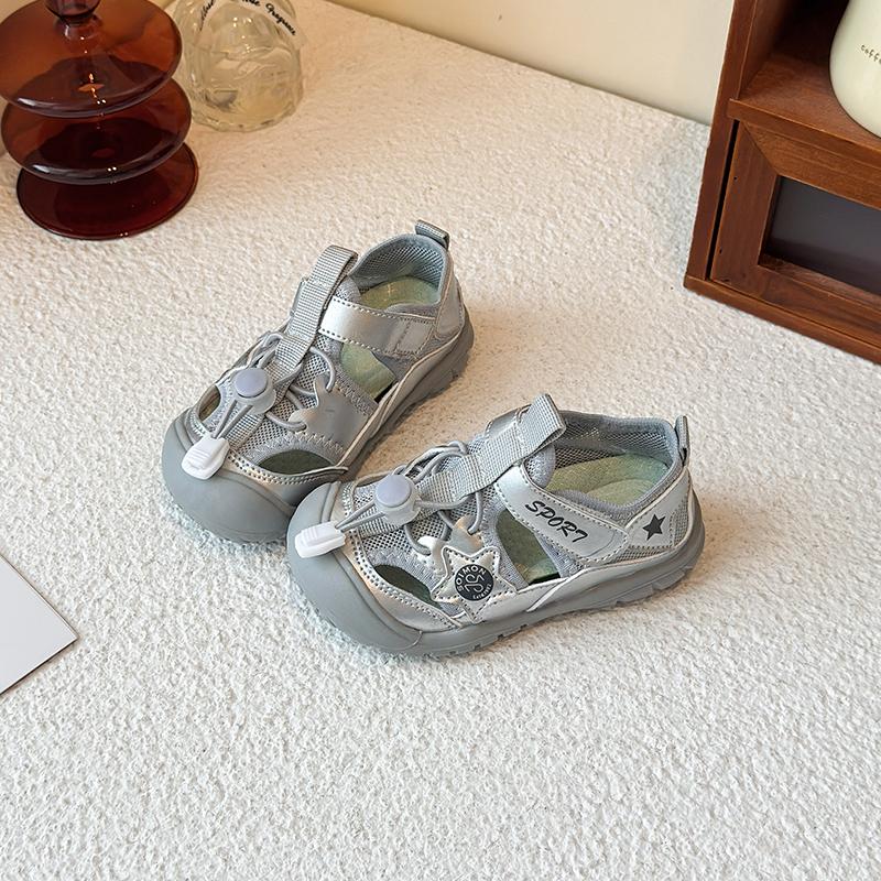 

Girls Casual Shoes Toes Capped Kids Princess Shoes Pull Rope Soft 2025 Summer New Children Sports Shoes Hollowed-out Cute Stars 23 серебряный