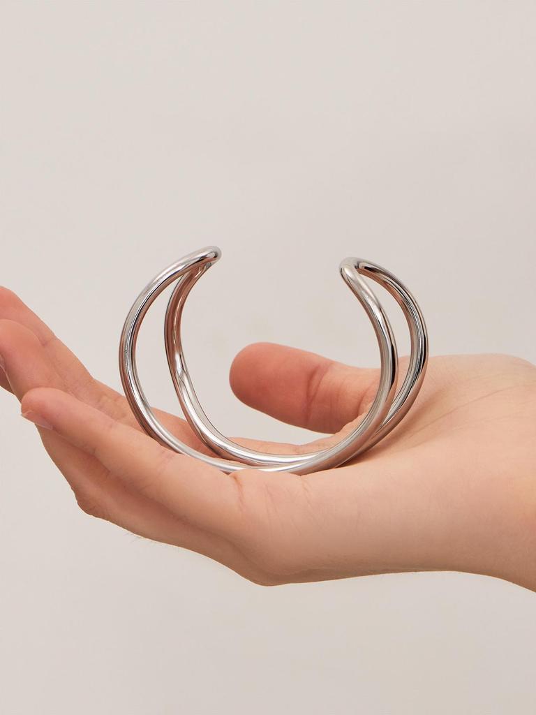 Korean Double Circle Arc Open Bracelet: Niche 18K Gold-Plated Stainless Steel Design