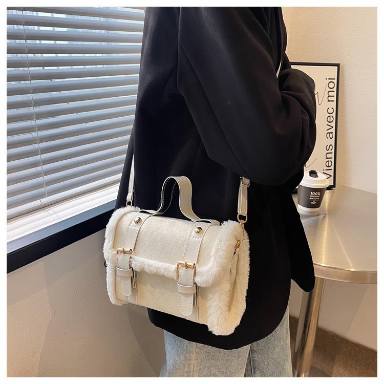 Fluffy Plush Crossbody Bag for Women Cute Square Shoulder Handbag with Magnetic Closure