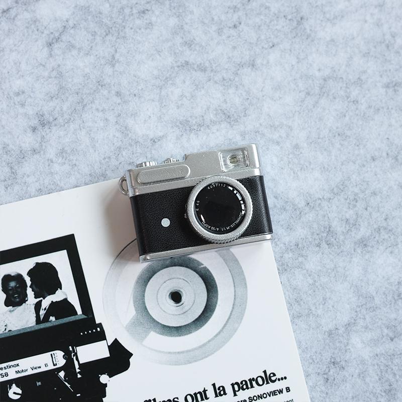 Retro Camera Thumbtacks for Message and Photo Boards