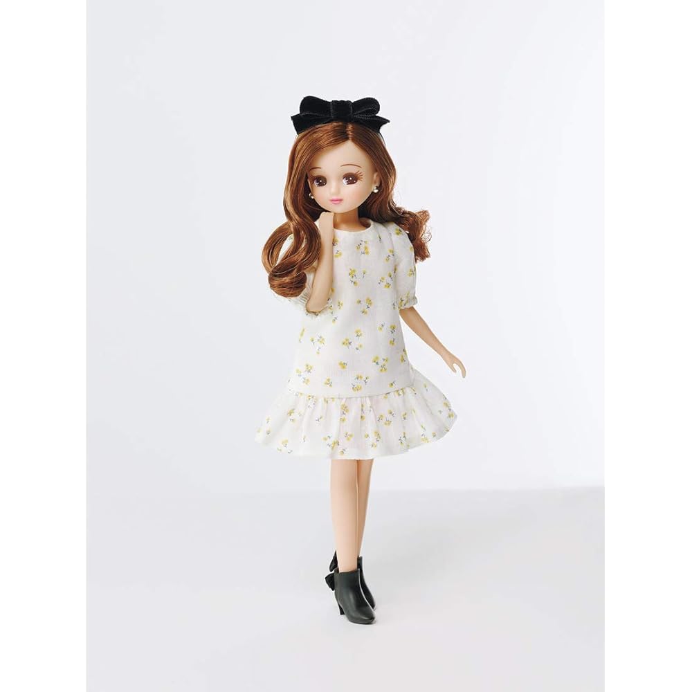Licca-chan Doll LD-16 Very Collaboration Outfit Set Fashion Doll