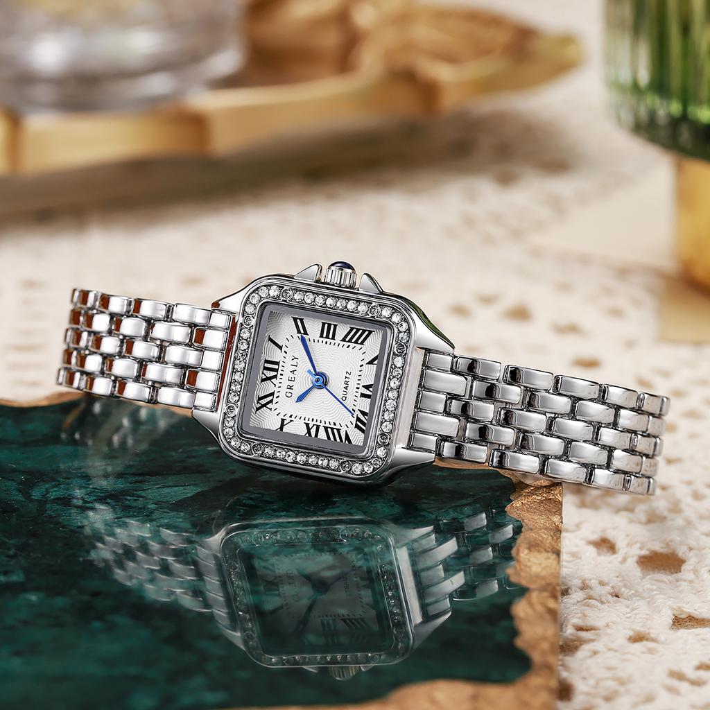 Ladies Exquisite Fashion High Appearance Level Roman Numerals Dial Square Dial Steel Band Quartz Watch.