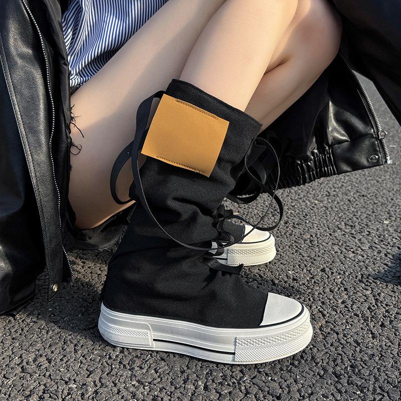 Niche design sense high-top canvas shoes women's new autumn and winter tube pants tube stacking boots thick-soled short boots