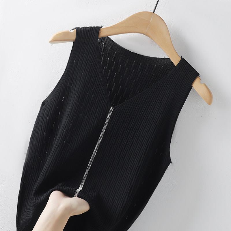 Black Tank Tops Women 2025 Summer Sleeveless V-Neck White Knitted Tank Tops Camis Women Tops JJ311