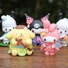 Entzückende Sanrio PVC-Figuren-Kollektion mit Melon Melody und Kuromi in bezaubernden floralen Designs