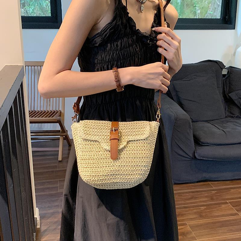 2025 Women's Straw Woven Beach Crossbody Bag for Vacation and Summer
