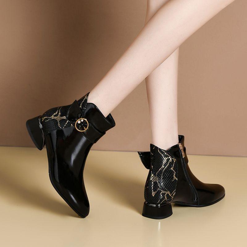 

Черные лаковые ботильоны осенне-зимние кожаные туфли мягкая кожа маленькие короткие ботинки женские ботинки Мартин средний каблук женская обувь l 40