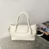 Large Capacity Vintage Casual Shoulder Bag With Texture Simple Fashionable Tote Daily Use
