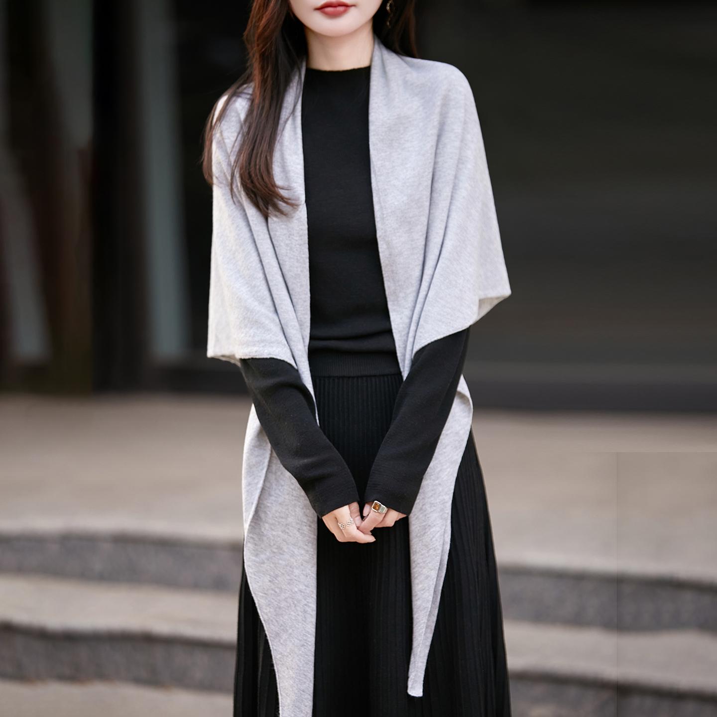 

Elegant Knit Scarf Sweater: Women s Korean Style Warm Triangle Shawl for Autumn/Winter One Size
