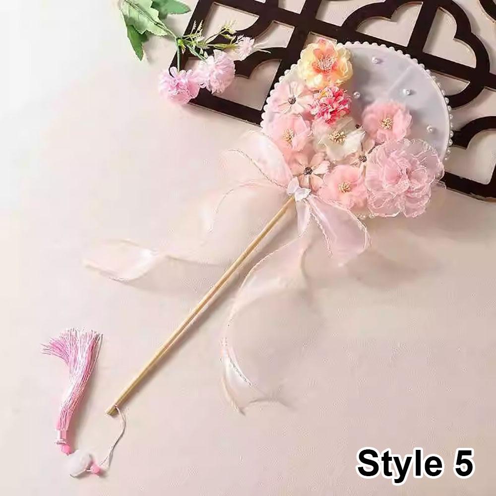 1Pcs Durable Long Handle Chinese Round Fans Fabric Flower Butterfly Vintage Fan Retro Style Fan Home Decoration Ornament