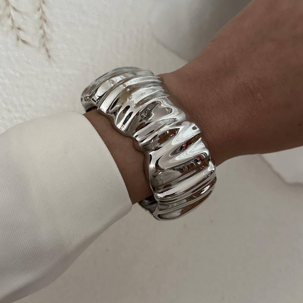 Übertriebene Punk Glatte Heavy Metal Klobige Feder Armreifen für Frauen Hip Hop Goldfarben Geometrische Armbänder Schmuckzubehör