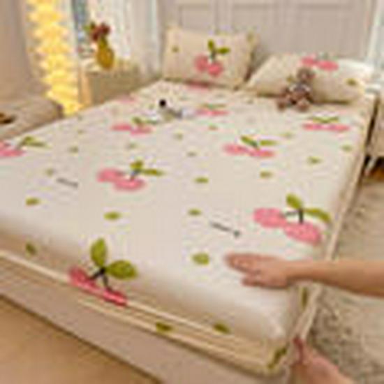 Pure Cotton Cartoon Print Fitted Sheet & Solid Color Mattress Protector Three-Piece Set