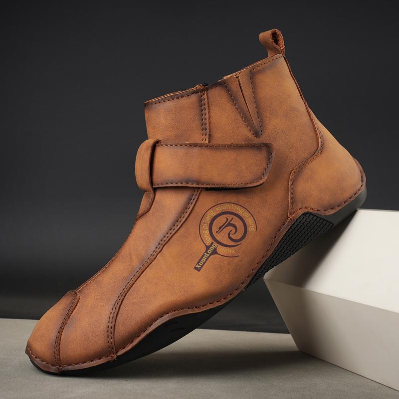 Autumn and Winter New Men's Short Boots 2025 British Classic Retro Flat Bottom Cotton Shoes Outdoor Business Sports Casual Shoes