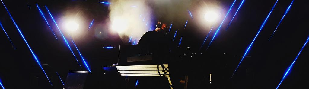 Tracktion Traction MOK Waverazor Software Synthesizer with a Uniquely Designed Oscillator []