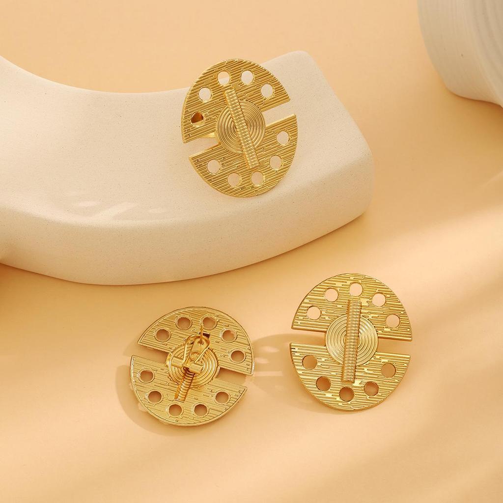 Exaggerated Geometric Metal Earrings: Irregular Fan-Shaped & Round Hollow Design (2-Piece Set)