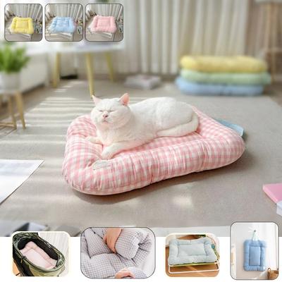Summer Pet Sleeping Bed Pad Soft Cushion Comfortable and Skin Friendly All Season Universal Cats Pads Mats Filled with PP Cotton