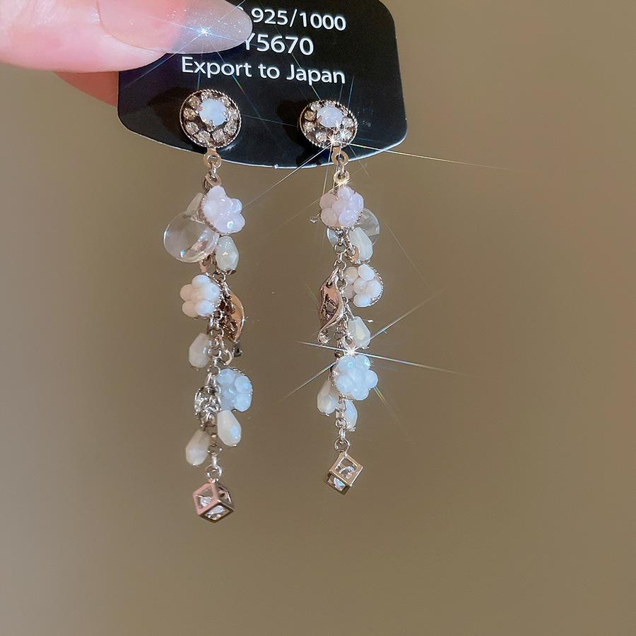 Europäischer und amerikanischer ethnischer Stil, mit Diamanten besetzte Wassertropfen-Quasten-Ohrringe, Steckerohrringe, Damenohrringe, Design-Sinn Nische