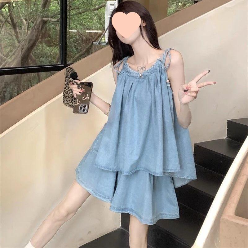 

Women s Retro Tie-Up Camisole & High-Waisted Denim Shorts Set S