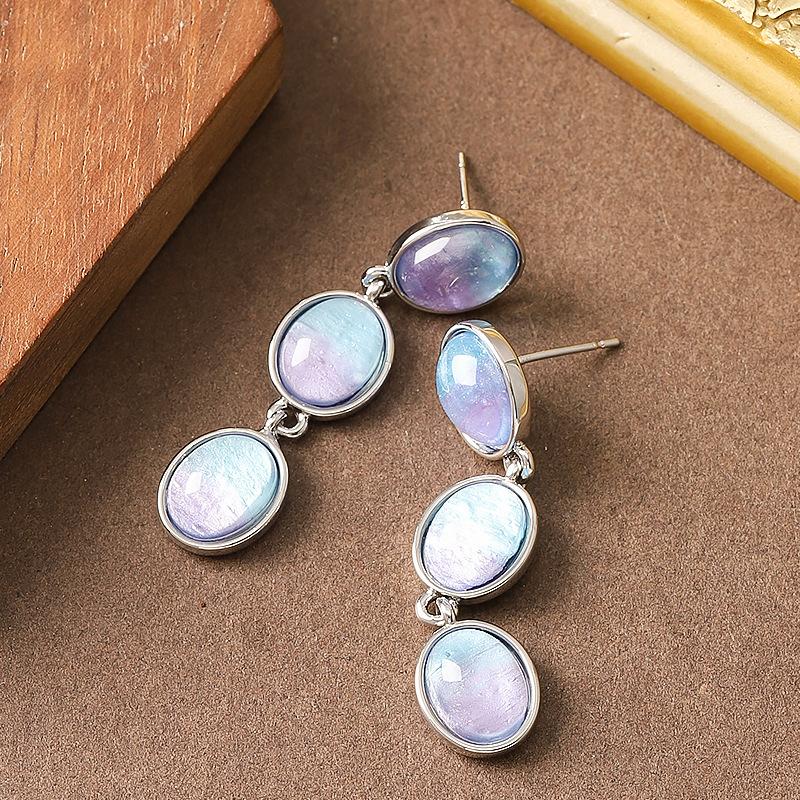 

Модные серьги-подвески для женщин