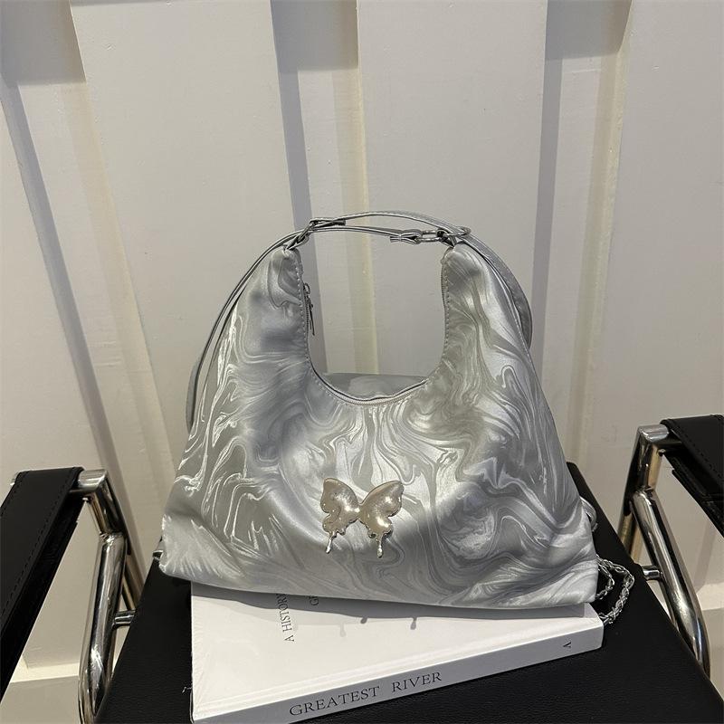 Tote Bag Women's New Large Capacity Commuting Backpack Summer Casual Chain Shoulder Bag Texture Backpack Trendy