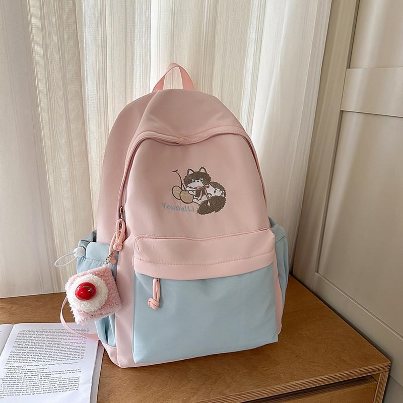 Nylon Material And Adjustable Shoulder Straps For Students And Teens