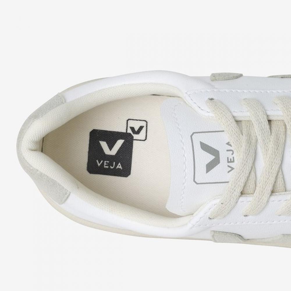 Veja Unisex Sneakers With Beautiful Fit Urca  Svju231uc07 134 