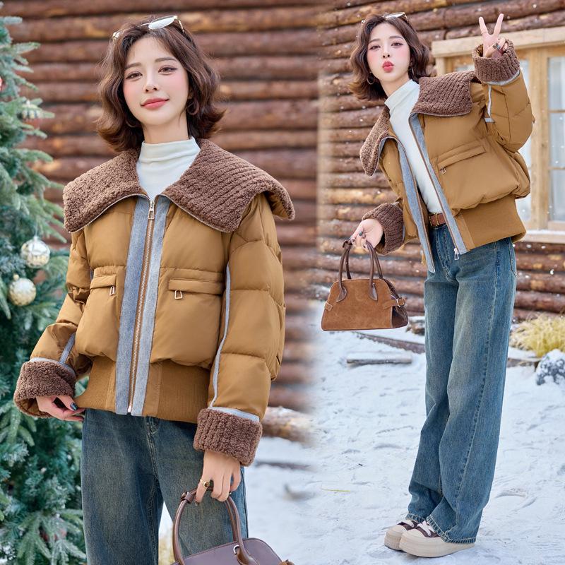 YJ6838 Women's Winter Down Jacket: Versatile Spliced Denim Lapel with Particle Fleece and 90% White Duck Down