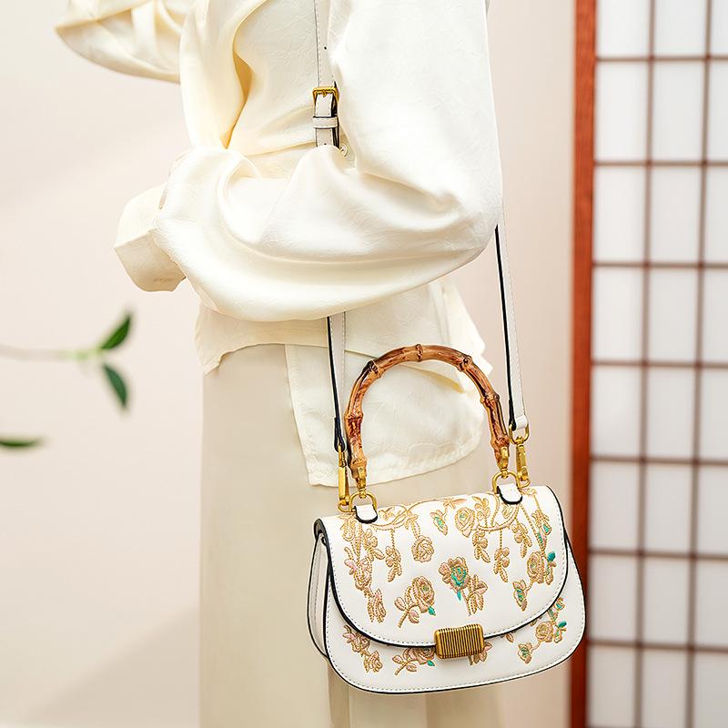 Chinese-style Suzhou Embroidery Bamboo Joint Saddle Bag, Traditional Chinese Style Mother's Handbag, Crossbody Small Bag