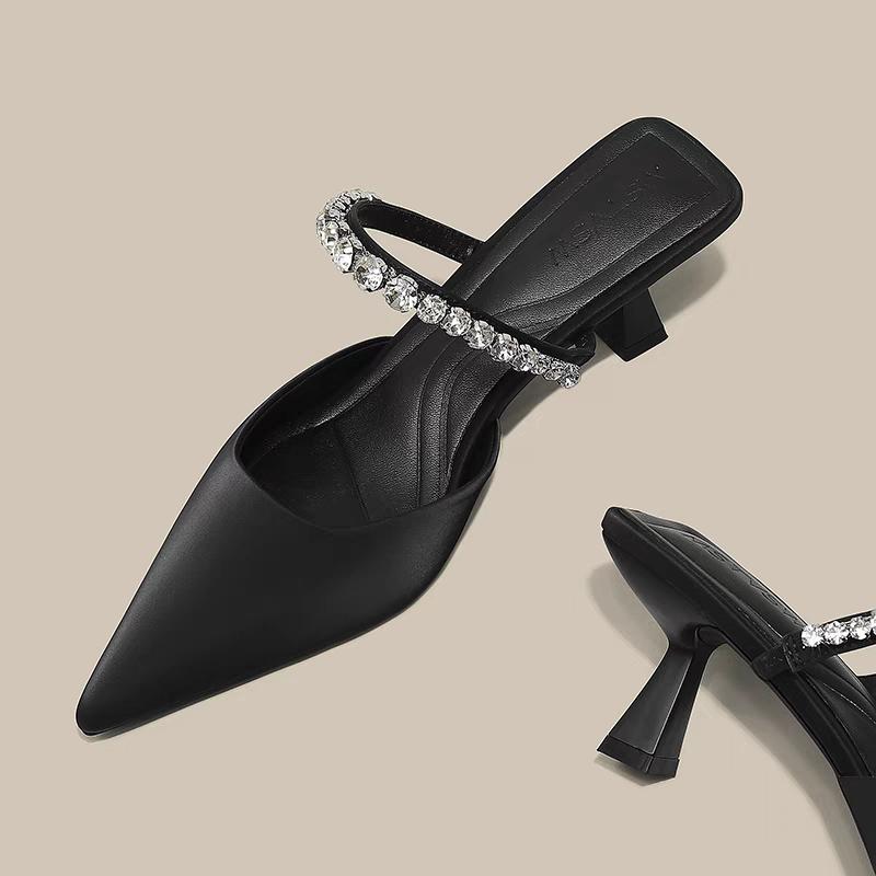 

Мода Новая Мода Летние Французские Черные Остроносые Патентная Кожа Средний каблук Шлепанцы для Женщин Ретро Тонкий Каблук Задник Открытый Обувь 42 чёрный