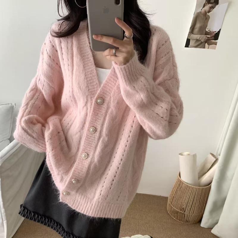 Loose sweater women's coat autumn and winter new casual lazy wind outside wear V-neck knitted cardigan top
