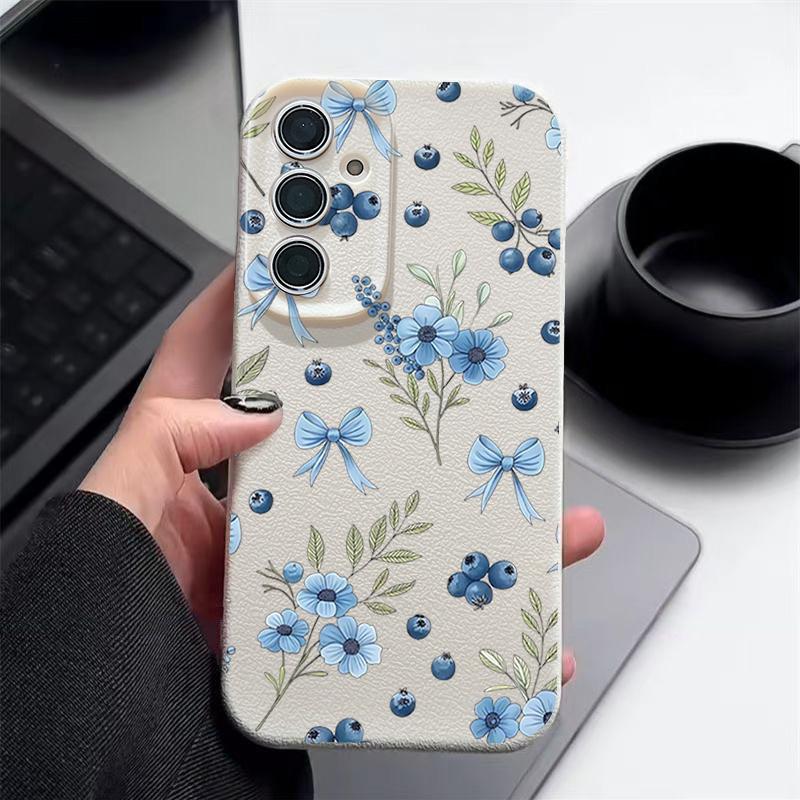 Blaubeer-Schleifen Blumiges Case Für Samsung S26 S25 S24 Ultra S23 S22 S21 FE A15 A16 A17 A26 A35 A36 A37 A54 A55 A56 A57 5G Lederstruktur Abdeckung