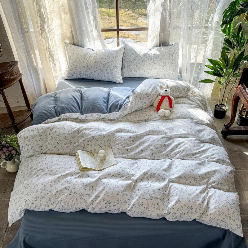 Class A Bamboo Cotton Double Layer Soft Four-Piece Floral Gauze Set for Mothers & Babies - Includes Student Dormitory Three-Piece Set