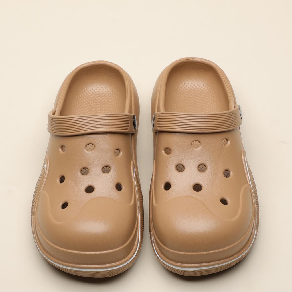 Couple hole shoes new summer wear seaside beach sandals outdoor breathable non-slip bag head slippers women