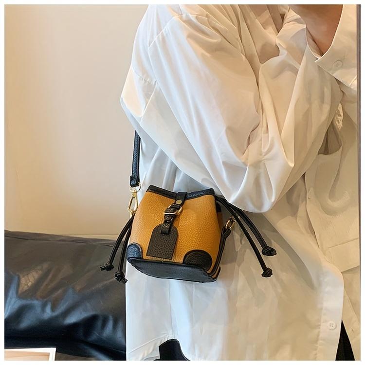 Trendy Color Block Mini Bucket Bag For Girls Cute PU Leather Crossbody Bag Lightweight Drawstring Shoulder Bag For School Parties