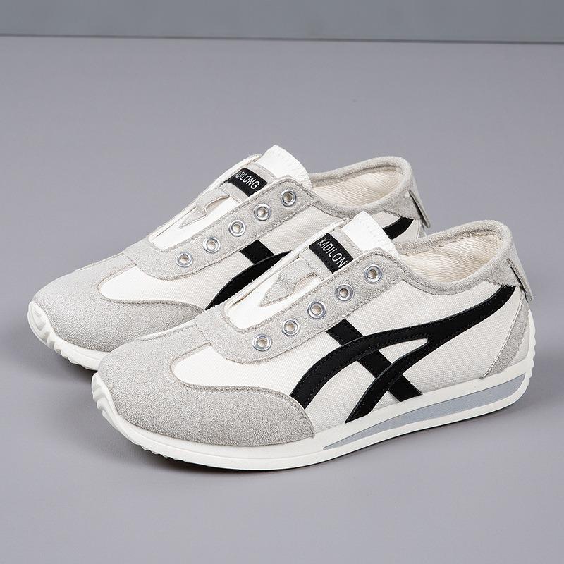 The New Autumn One-pedal Little White Shoes Are Breathable and Versatile, and the Casual Soft Sole Is Not Tired.
