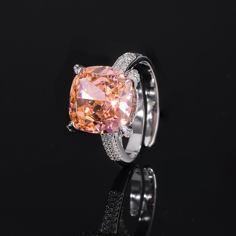Bijoux d'automne et d'hiver Taille Fleur de Glace Diamant Haut Carbone Cuivre Incrusté Bague Carrée Princesse Simple Femme 12 * 12