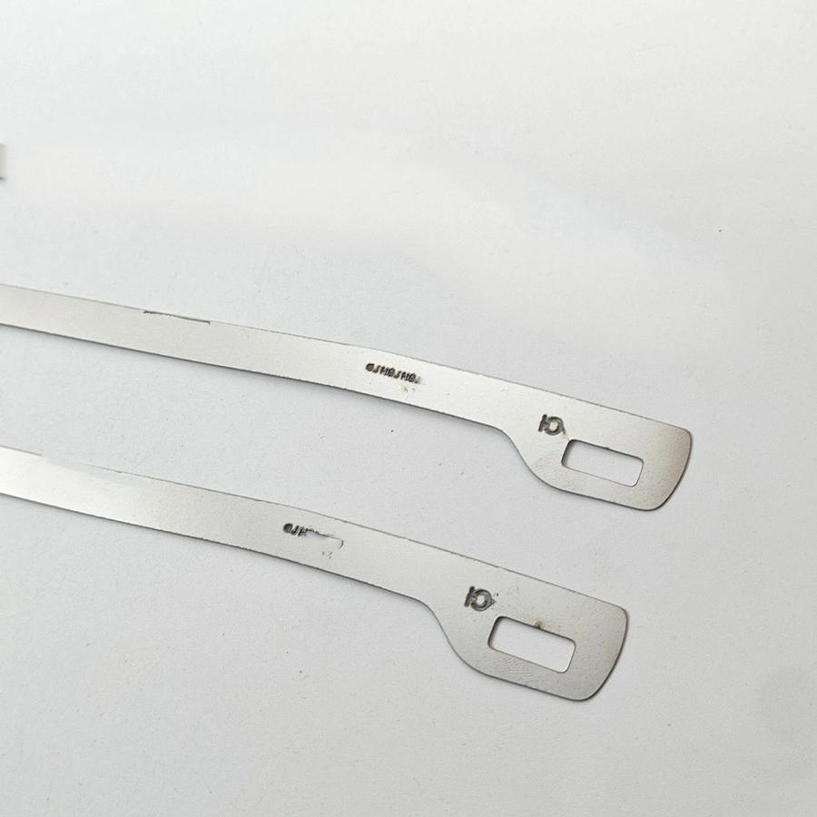 Wooeight 2Pcs Front Bumper Repair Metal Plate Buckle Reinforced Stainless Steel Bracket For Toyota Highlander 2012-2014 Parts