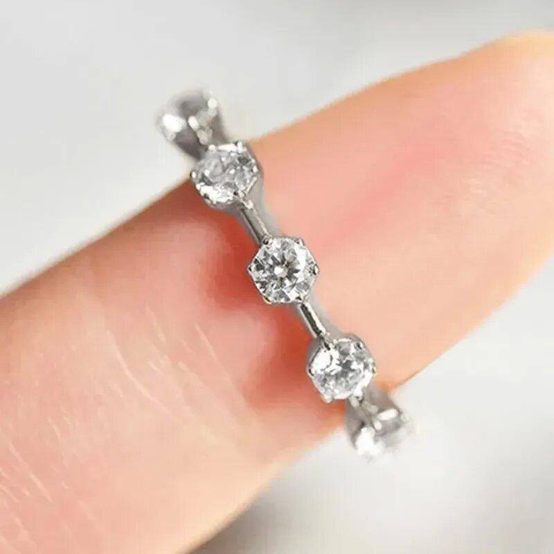 1Pc Stylish Minimalist Design Ring Ultra-thin Layered Synthetic Zircon Ring, Suitable for Gift Giving and Multi-functional Tail Ring