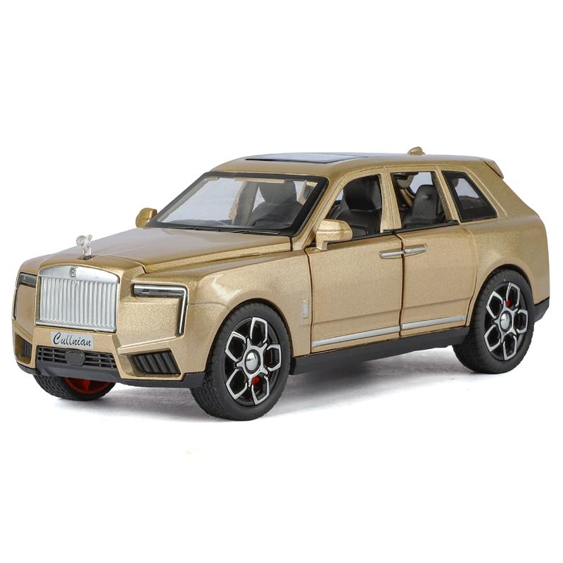 1:32 Rolls Royce Cullinan alloy luxury model doors and the front hood and trunk door can also be opened rich in details
