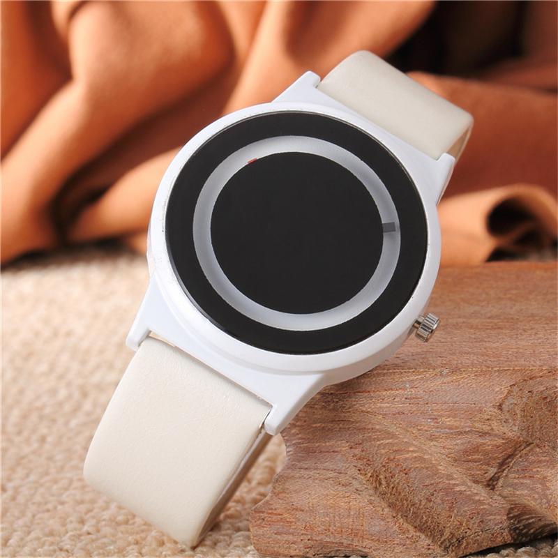 Fashion Creative Men Watches Men Sports Watches Leather Strap Quartz Wristwatches Unisex Watch