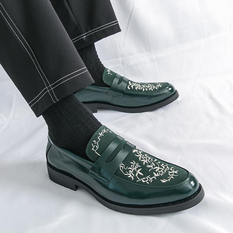 Slip-on High-End Business Casual Loafers: Men's British Style Leather Shoes for Weddings and Suits