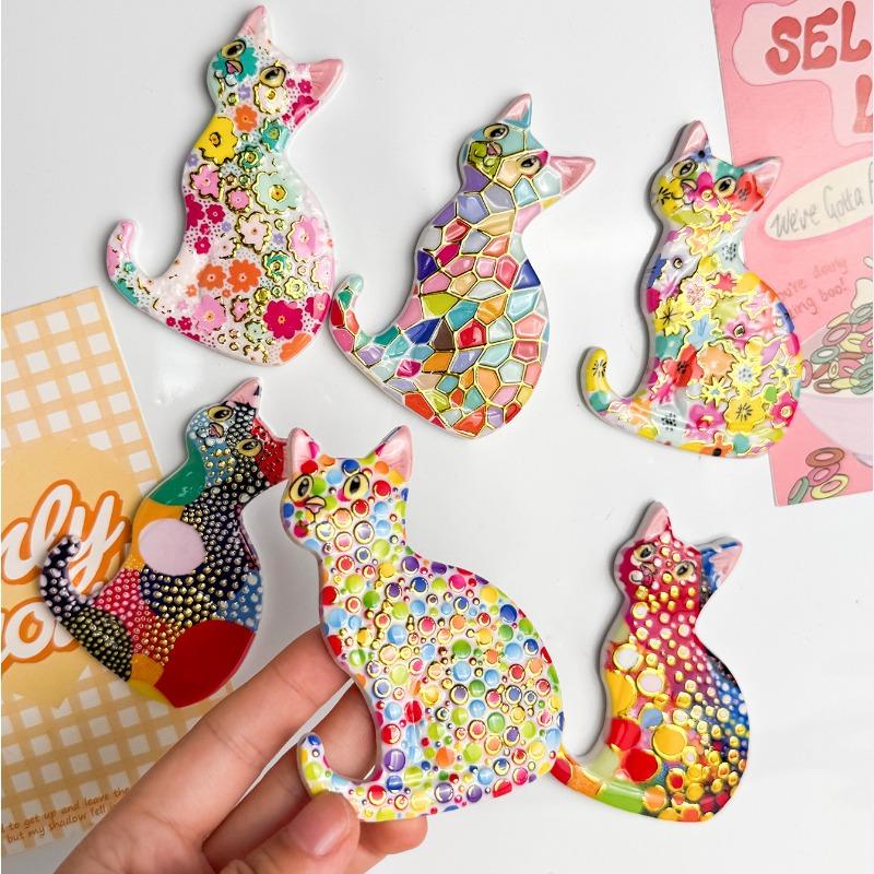 1PC Creative Colorful Cute Cat Bronzing Relief Refrigerator Magnet Dopamine Color Cute Cat Home Decoration Eye-catching Magnet