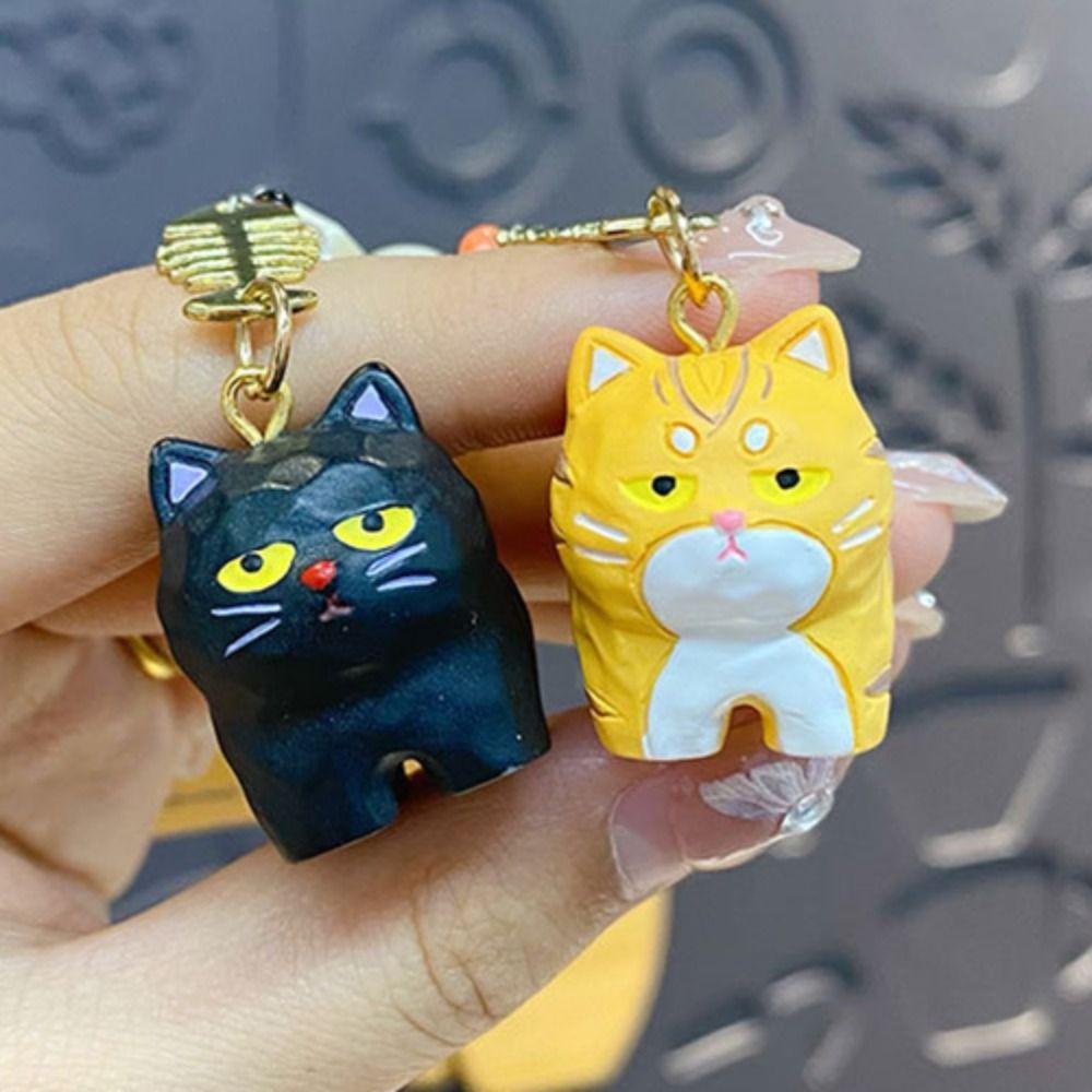 2Pcs Bag Hanging Resin Cat Pendant Cute Car Keyring Cartoon Cat Fishbone Keychain  Bag Decor