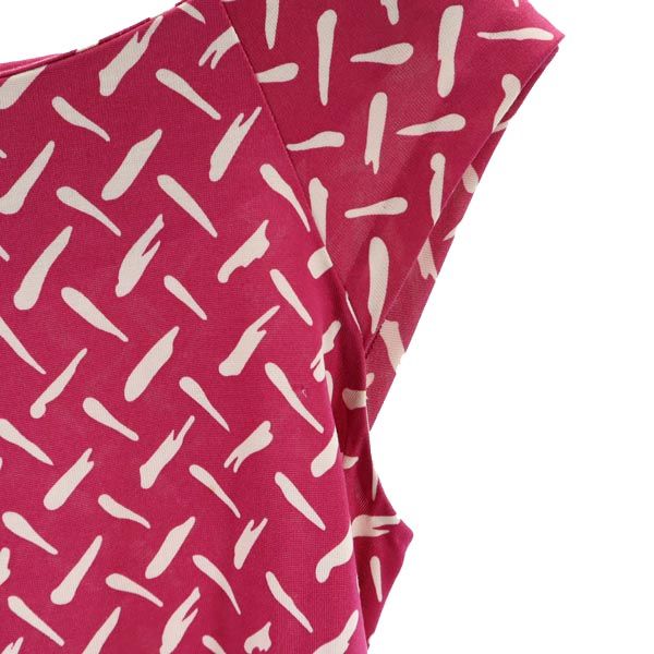 Diane von Furstenberg Heldekkende håndtak Uten ermer Ett stykke 2 Rosa Kvinner Brukt