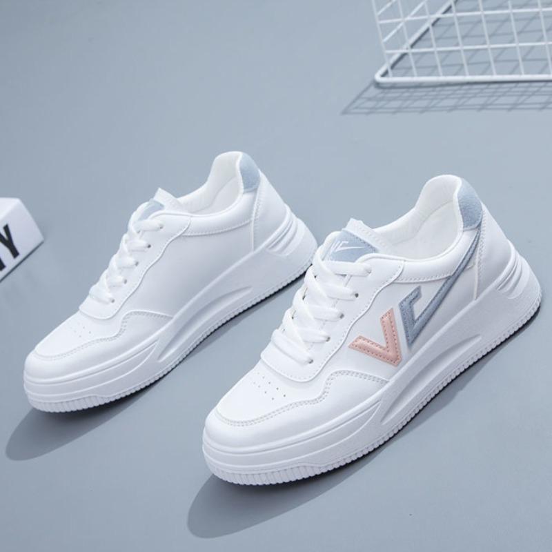 Fashion Alphabet White Shoes Women 2025 Spring New Girls Style Women Sneakers Slip on Casual Bread Platform Shoes Zapatos De Mujer